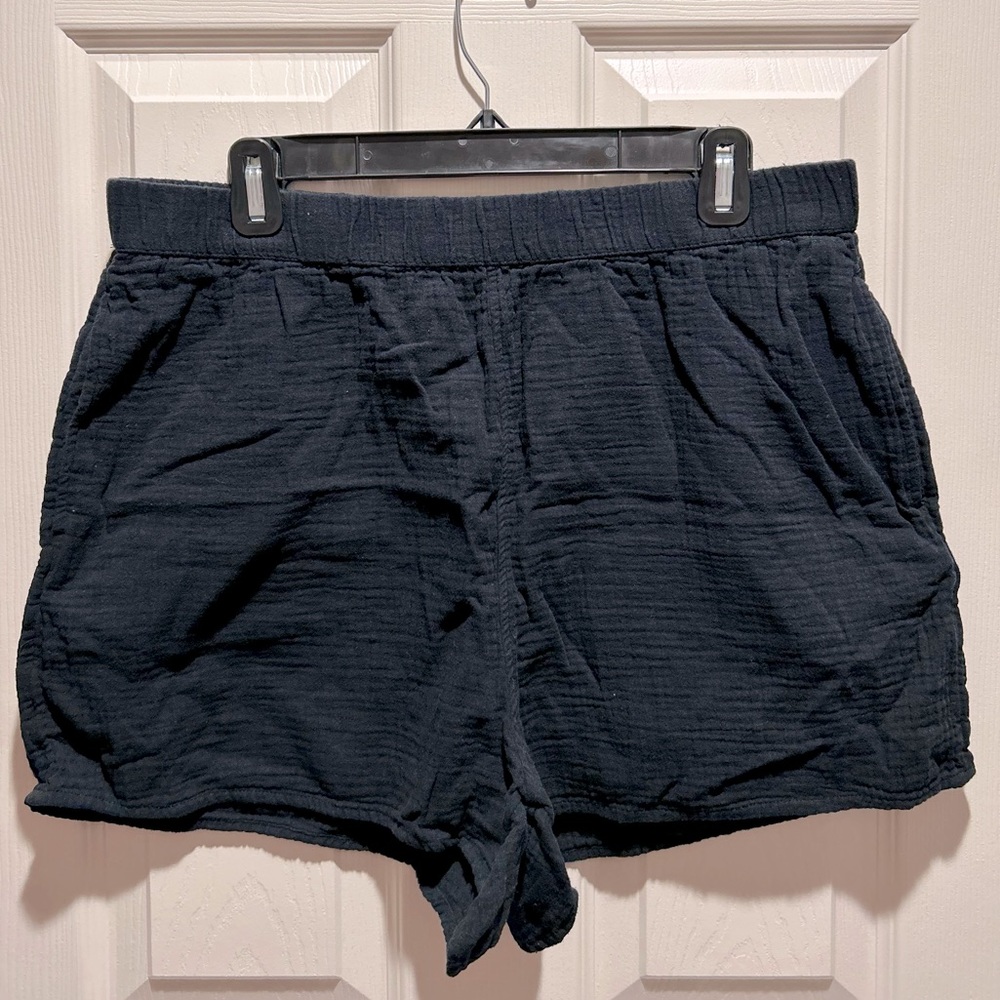Universal Thread Flowy Shorts, Size Large